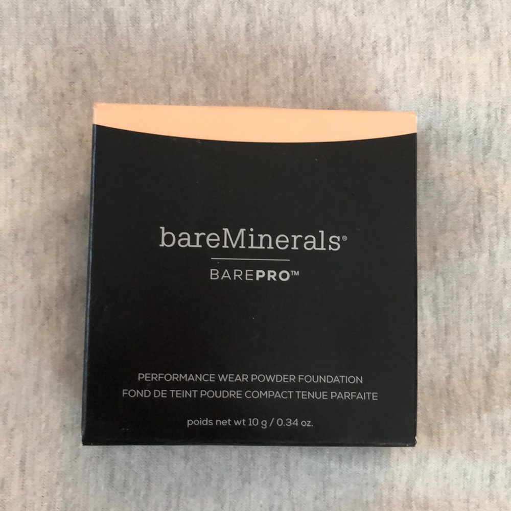 Bare Minerals BarePro Powder Foundation
